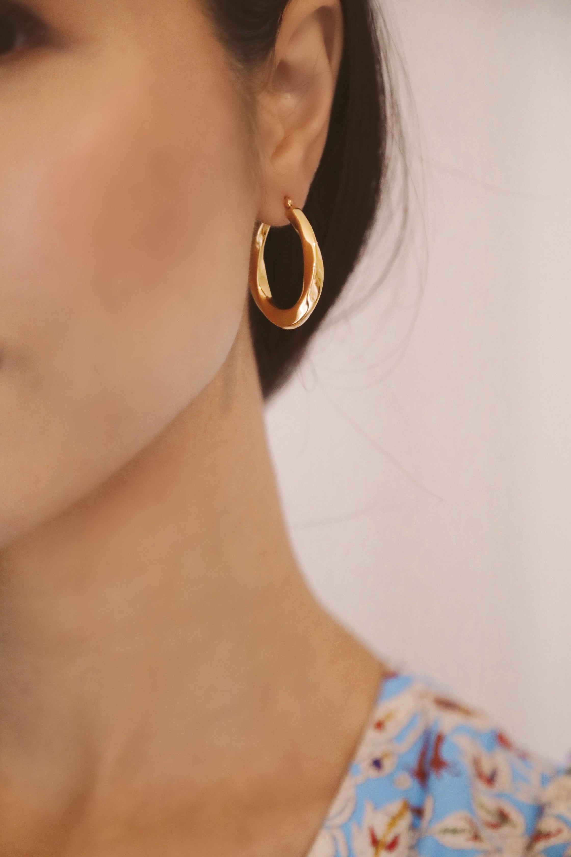 14K Lolita Hoops