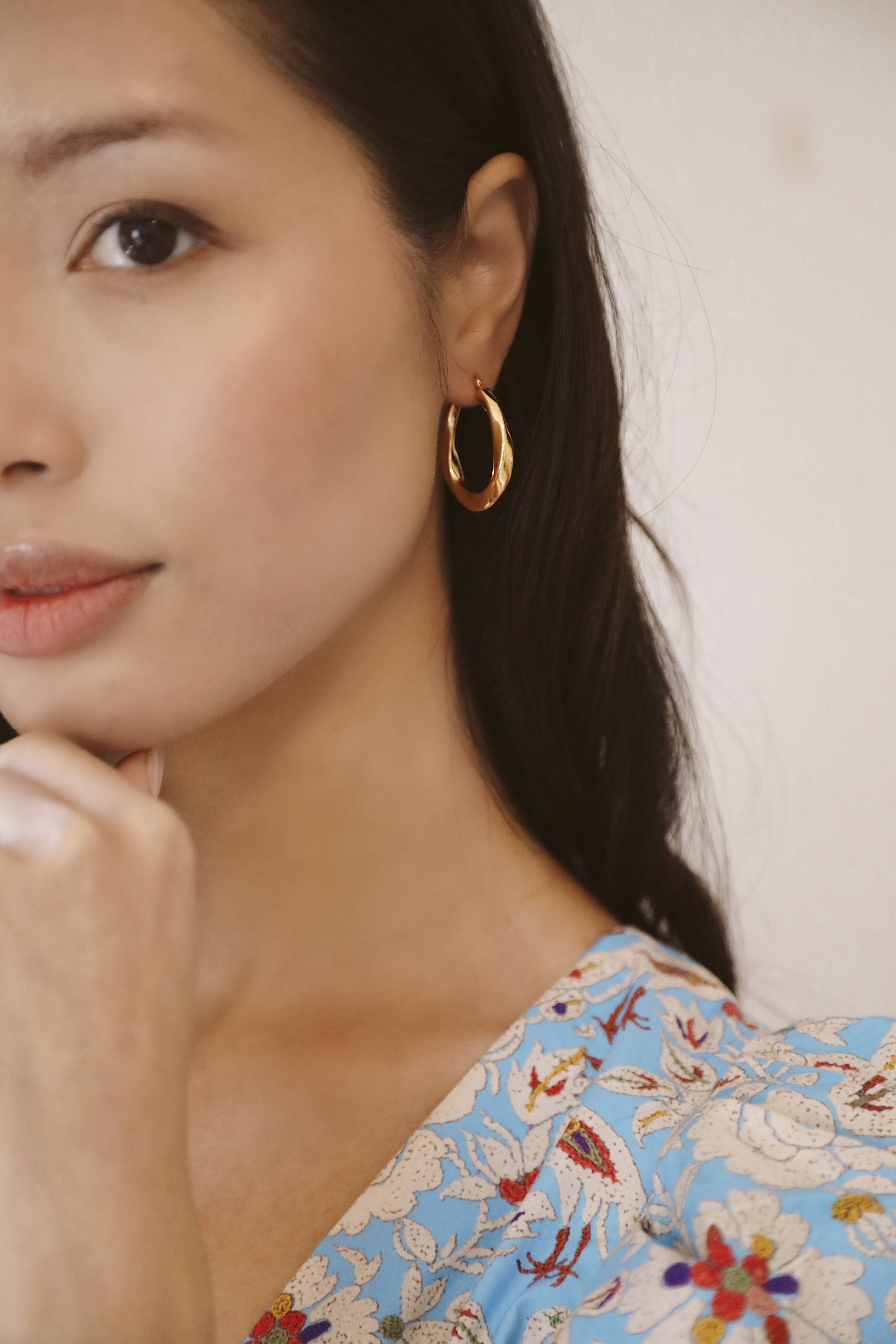 14K Lolita Hoops