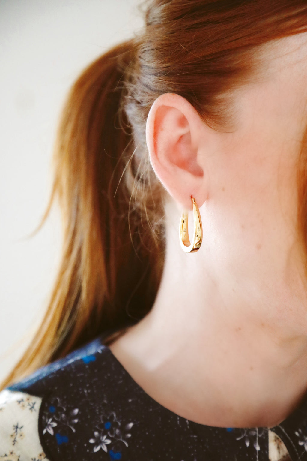 14K Sadie Hoops